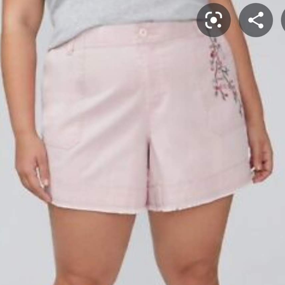 Girlfriend Shorts